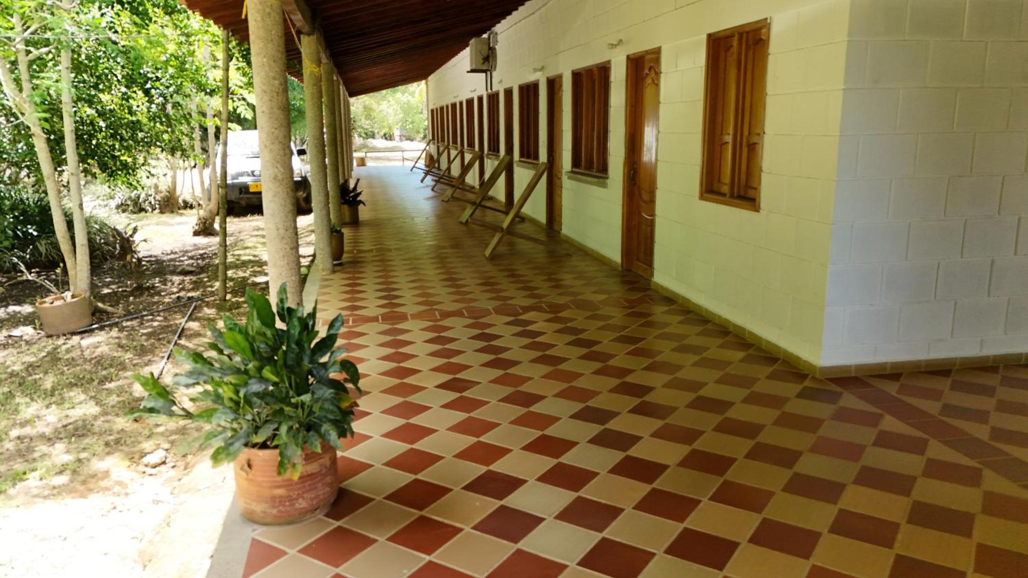 Hotel Campestre Las Cavernas La Mesa Norte 외부 사진